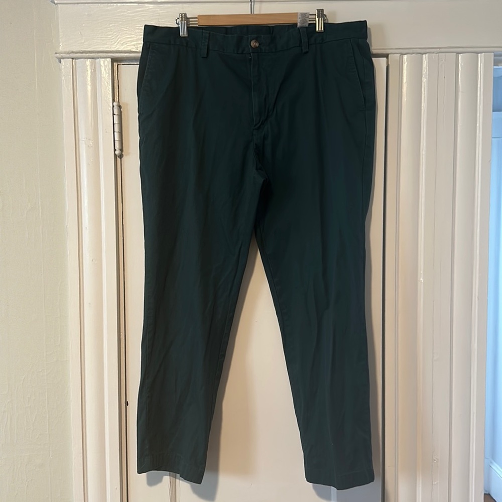 Vineyard Vines mens breaker pants 2% spandex 98% cotton. Color evergreen 38w 30L